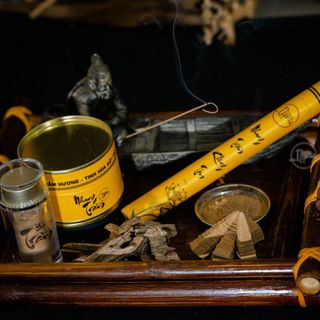 NHANG TRẦM HƯƠNG KHÔNG TĂM LUXURY 20GR