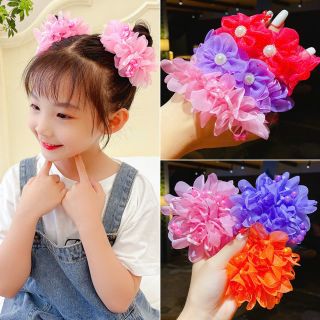 Buộc tóc 2bên cho bé