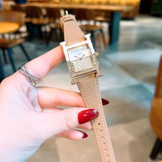 Đồng hồ da hermessss mẫu mới