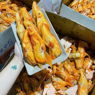 KHÔ CÁ DỨA ƯỚP TỎI ỚT NGON ĐẬM ĐÀ BẮT CƠM 500G - WINNIE HOUSE