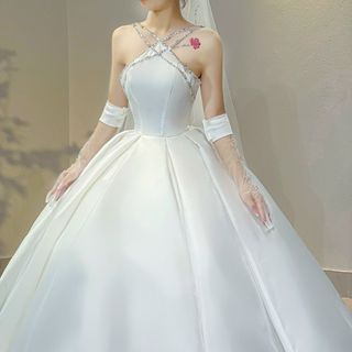 Váy cưới tùng xoè sang chảnh