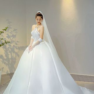 Váy cưới tùng xoè sang chảnh