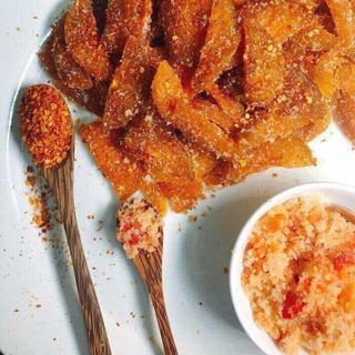 MỨT CÓC SẤY CAY SIÊU NGON 500G - WINNIE HOUSE