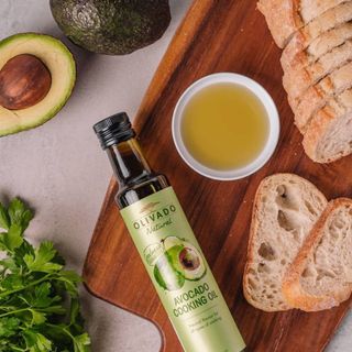 DẦU QUẢ BƠ🥑 ép lạnh nguyên chất. Ăn lowcarb, healthy, ăn dặm. Chai 500ml hiệu OLIVADO, xuất xứ NEW ZEALAND