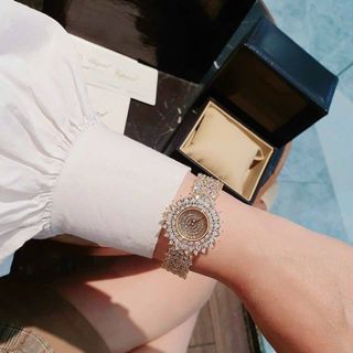 ĐỒNG HỒ INOX NỮ CHOPA.R HỘT XOÀN