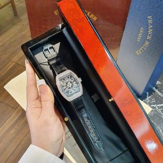 ĐỒNG HỒ NỮ CAO CẤP FRAN.K MU.LLER MẶT XOÀN