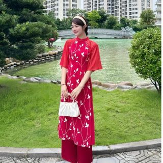 Áo dài thêu 4 tà