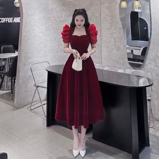 Váy nhung cao cấp