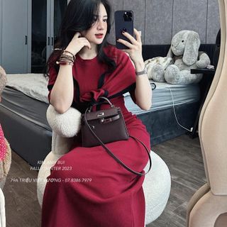Đầm body kèm khoác quá xịn
