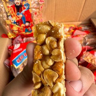 Kẹo đậu phộng