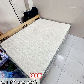 Giưỡng gỗ Xoan Đẹp Màu Sáng 1M4X1M9 (THANH LÝ)