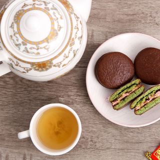 Bánh phủ Socola Choco PN vị Dưa Hấu hộp ( 14 cái x 17g ) Thùng 12 hộp