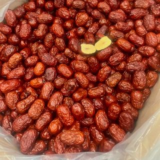 1 thùng Táo đỏ Tân Cương size 21-23q/ lạng