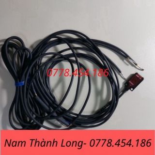 [Giá thương lượng] Cảm biến quang Omron E3T-FD11 2M