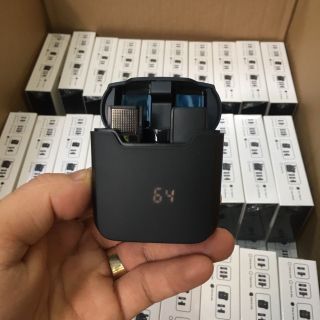 Micro Thu Âm Không Dây Cài Áo Kèm Dock Sạc D88