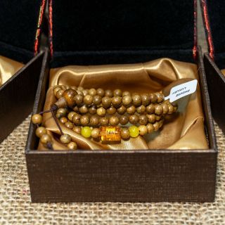 Trầm Hương Thiên Nhiên 108 hạt mix charm lá bùa Tây Tạng Pro