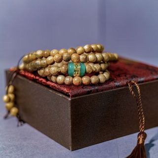 Vòng Trầm Thiên Nhiên Phong Thủy Cao Cấp
