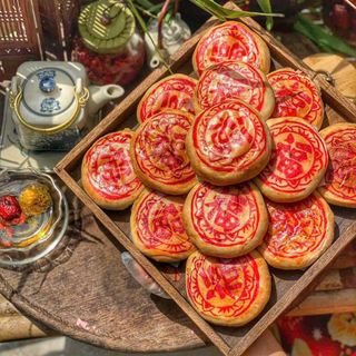 SET 2 BÁNH PÍA THẬP CẨM GÀ QUAY 1 TRỨNG - WINNIE HOUSE