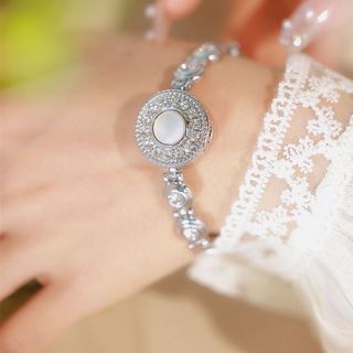 Đồng hồ nắp bậc mới lên tau siêu sang