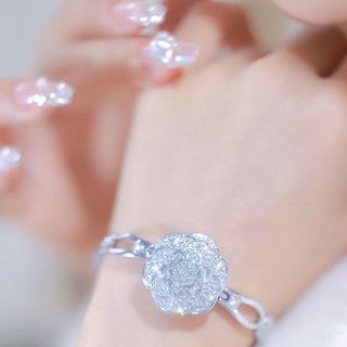 Đồng hồ nữ bông nắp bậc mới