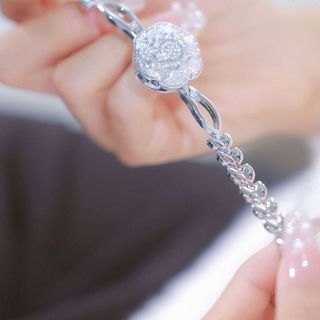 Đồng hồ nữ bông nắp bậc mới