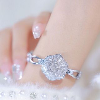 Đồng hồ nữ bông nắp bậc mới