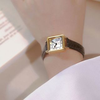 Đồng hồ da nữ vuông nhỏ mới