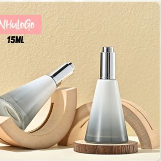 PET Vỏ Chai Lọ Thủy Tinh Xám Trắng HighLight Tam Giác Ống Bấm Cực Sang Trọng , Tinh Tế, Phá Cách Nâng Cao Thẩm Mỹ 15ml ( IN LOGO THRO YÊU CẦU ) Hàng Giá Tận Xưởng.