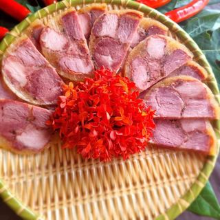 Giò bê truyền thống đặc sản giò bê Nghệ An, giò bê đạt sản phẩm OCOP 4 sao. Giá tận xưởng - size 1kg/1 cây giò