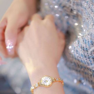 Đồng hồ lắc nhỏ