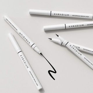 Kẻ Mắt Nước Karadium Waterproof Brush Liner 0.55g Chính Hãng