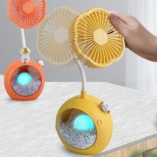 QUẠT MINI ĐÈN PHI HÀNH GIA BÔNG HOA