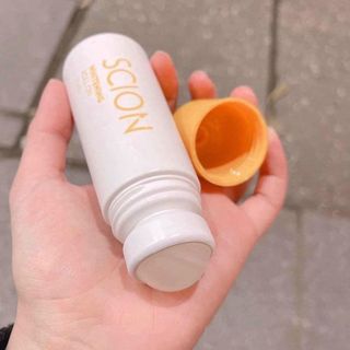Lăn Khử Mùi Scion Whitening Roll On 75ml Chính Hãng