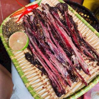 Thịt trâu gác bếp