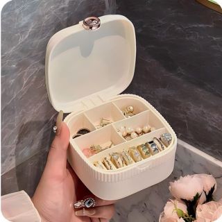 Hộp đựng trang sức mini 2 tầng có gương
