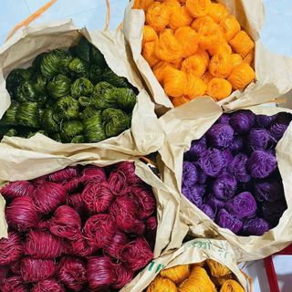 HỦ TIẾU RAU CỦ NGŨ SẮC 1KG - WINNIE HOUSE