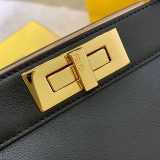 TÚI FD  VỀ DÒNG AUTH VIP 1-1 TRANDY LLXURY,Kt : 33-*23*13cm