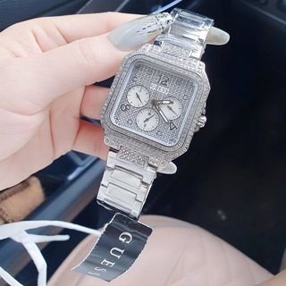 ĐỒNG HỒ NỮ CAO CẤP GUE.SS VUÔNG HỘT BẠC 1