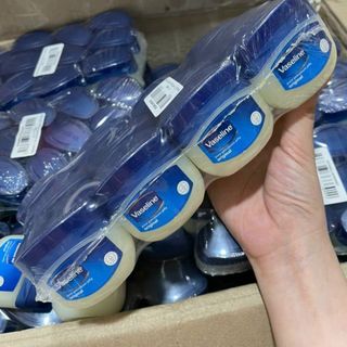 Hủ dưỡng môi Vaseline loại lớn chính hãng 100% 
💰24k