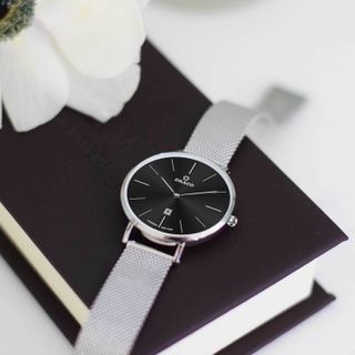 Đồng Hồ Nữ - Thương Hiệu DRACO D22-STN02 "Classic Girl" đen dây lưới trắng