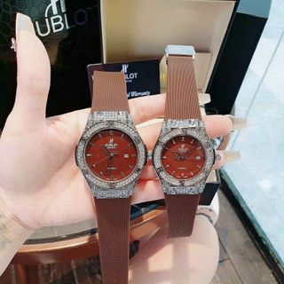 HOT SALE: ĐỒNG HỒ COUPLE THỜI TRANG HUB 2 VIỀN HỘT 1
