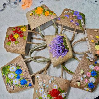 Túi cỏ bàng thêu sz trung nhiều mẫu 1