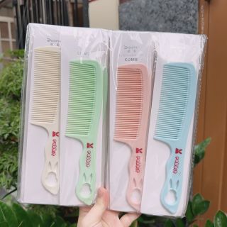 Lược nhựa lố 20 cái