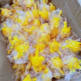 Móc khóa gà đẻ trứng
