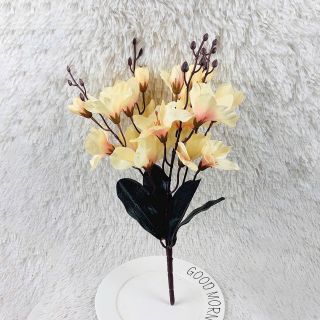 Hoa diên vĩ lụa