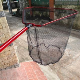 Mặt vợt tam giác gấp gọn tiện dụng