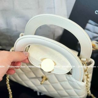 T𝐔́𝐈 𝐗𝐀́𝐂𝐇 Nữ Cao Cấp   𝐊𝐄𝐋𝐋𝐘  𝐒𝐔𝐏𝐄𝐑 𝐕𝐈𝐏 màu Trắng