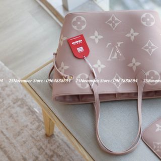 𝐓𝐔́𝐈 𝐗𝐀́𝐂𝐇 Nữ Cao Cấp 𝐍𝐄𝐕𝐄𝐑𝐅𝐔𝐋𝐋 𝟐𝟎𝟐𝟑 size: 31*28*14cm màu : hồng