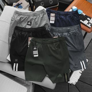 Short adid2as thun poly dày dặn 85k mịn mát, trơn láng, co giãn 4c, 3 túi khoá kéo. Size : m l xl xxl Ri 2222