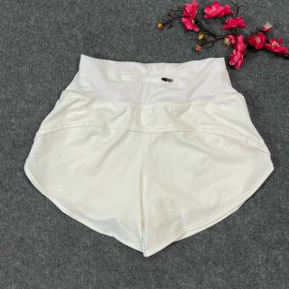 Quần đùi nữ túi sau 68k Size m l xl xxl Ri 2222 Tách nửa ri được